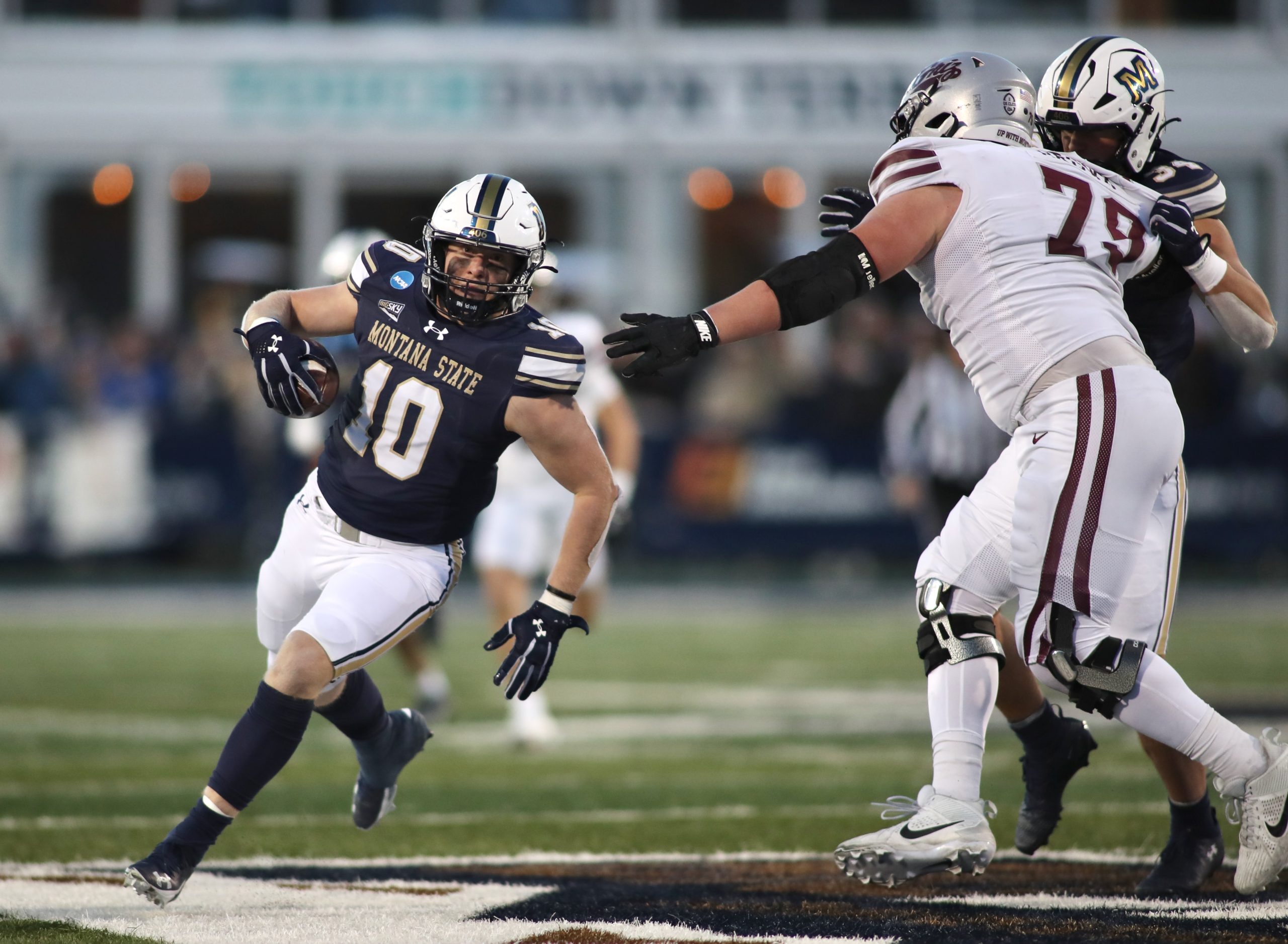 A GAME IN PHOTOS: Brooks Nuanez on the “Super Brawl” in FCS