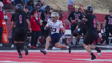 Carter Dahlke runs after the catch at EWU