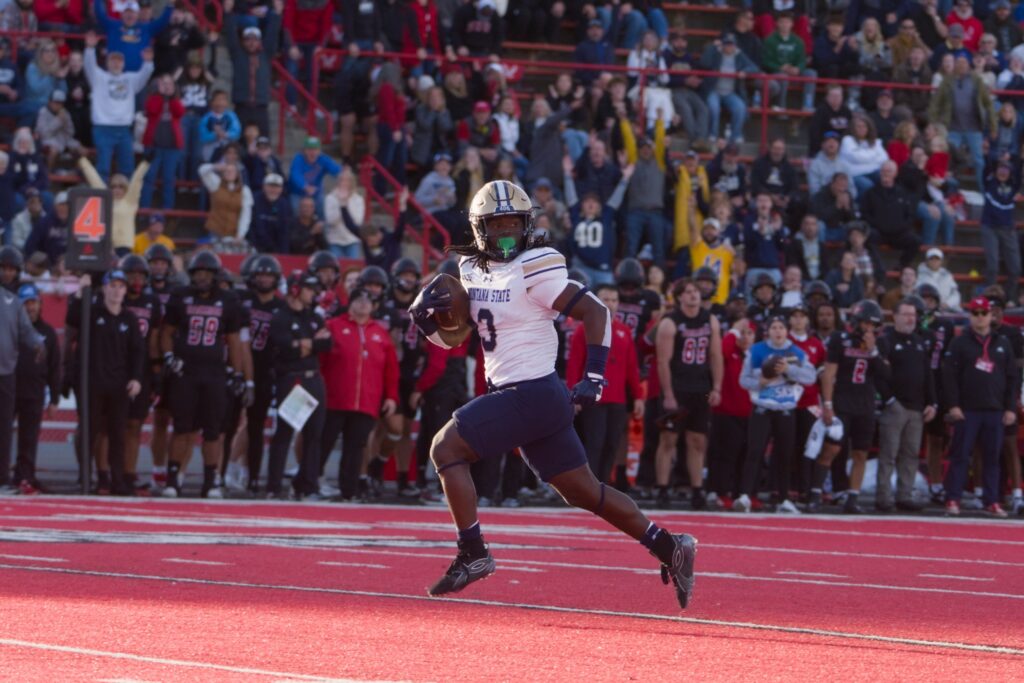 Jared White races to the end zone at EWU