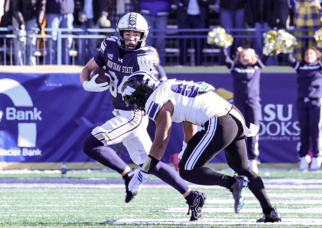 Dane Steel works after the catch