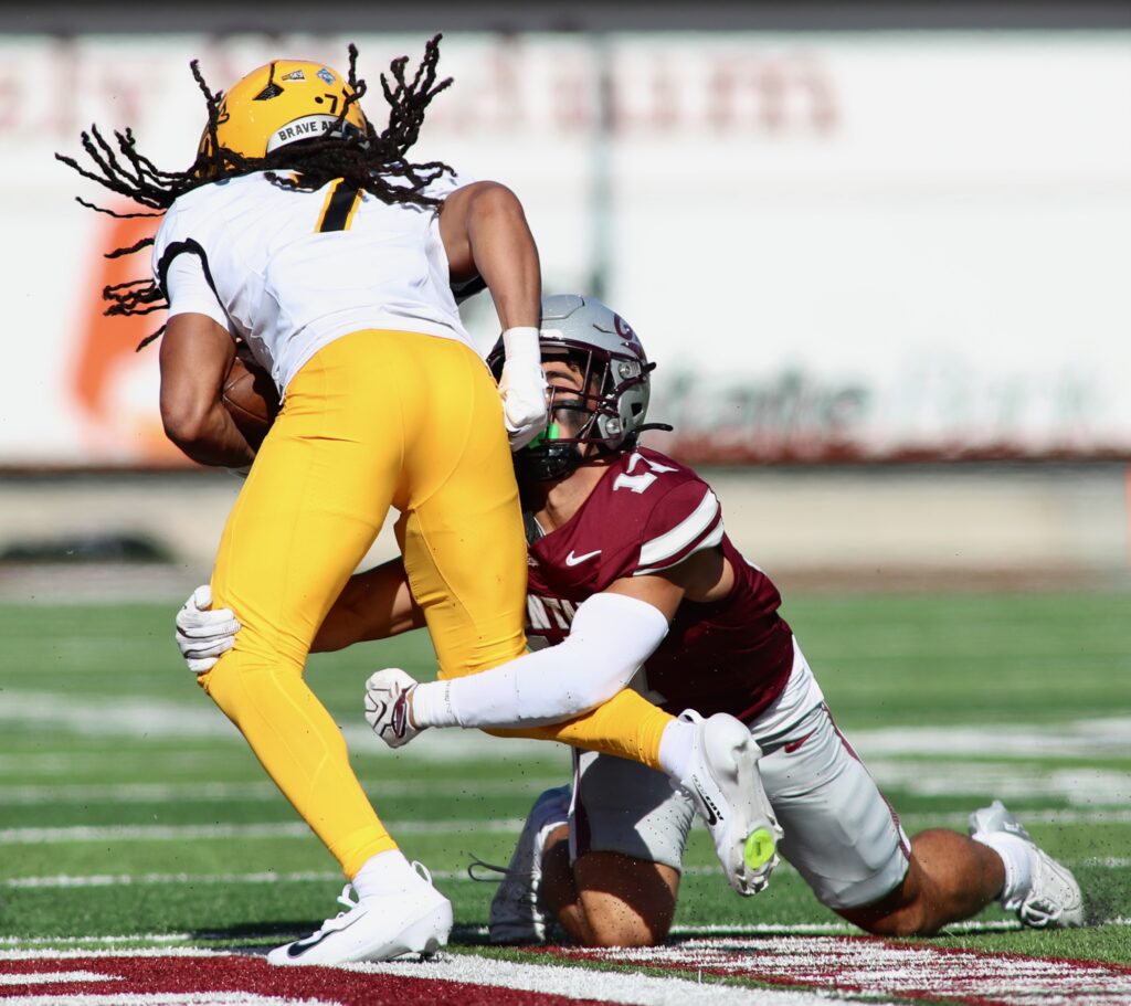 Griz No. 17 tackles Damonte Bias