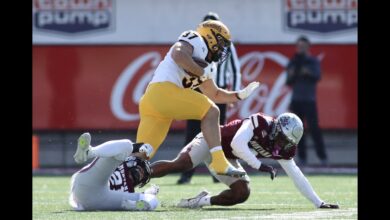 Idaho Vandals player against Montana