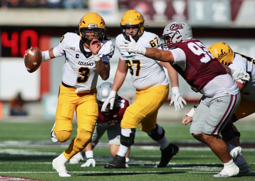Joshua Wood looks to throw