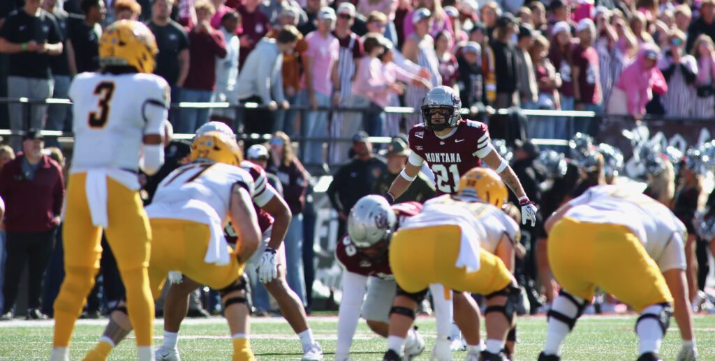 Joshua Wood under center vs Griz defense