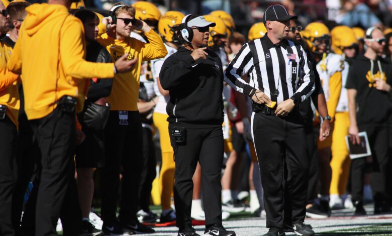 Thomas Ford Jr. coaches from the Vandals sideline