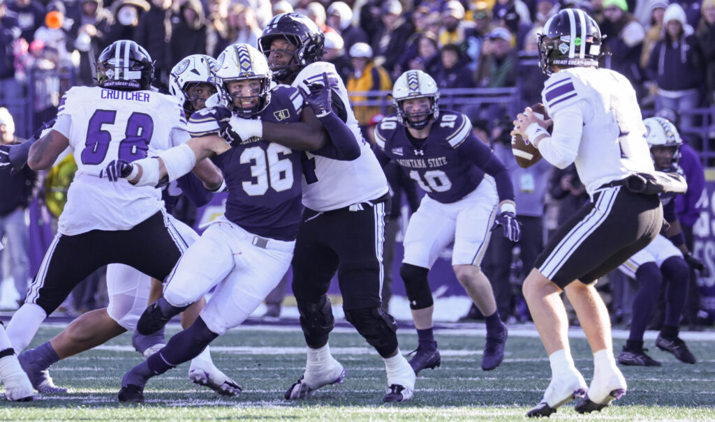 Zac Crews rushes the passer